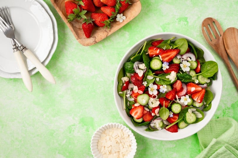 Salate für ein Picknick (Fruhlingssalat)