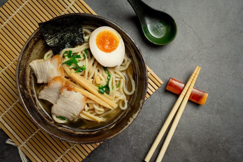 como hacer ramen en casa