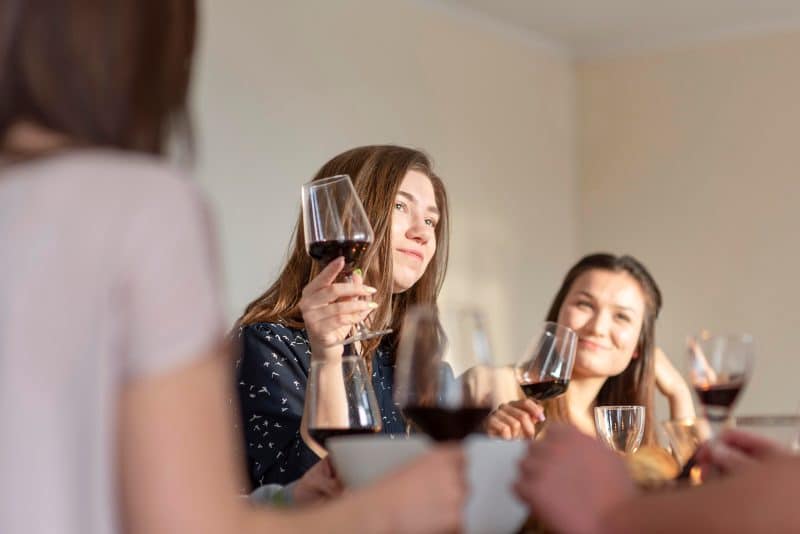 dégustation de vin à domicile